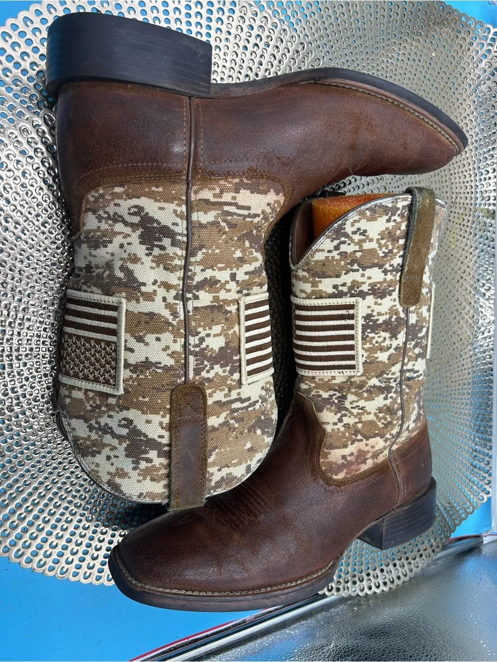 Ariat men 10 camo sport patriot cowboy boots